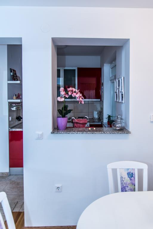 Apartment Flores Eszék Kültér fotó