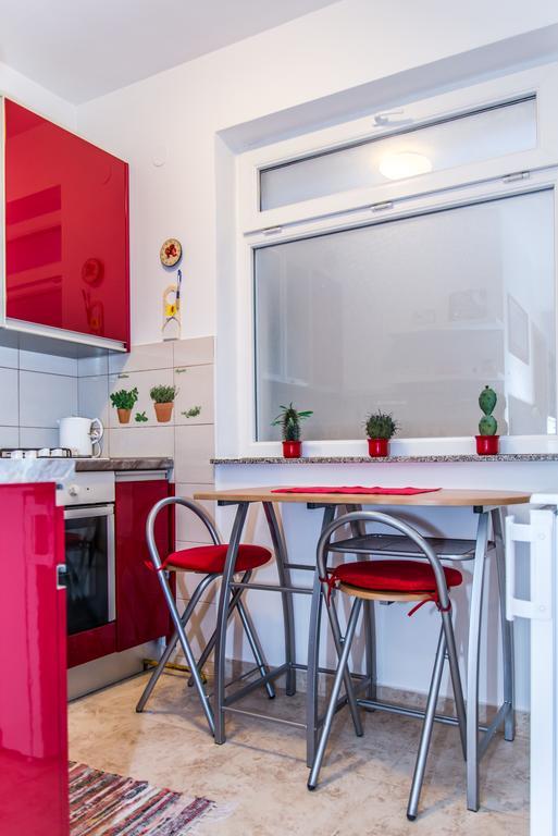 Apartment Flores Eszék Kültér fotó